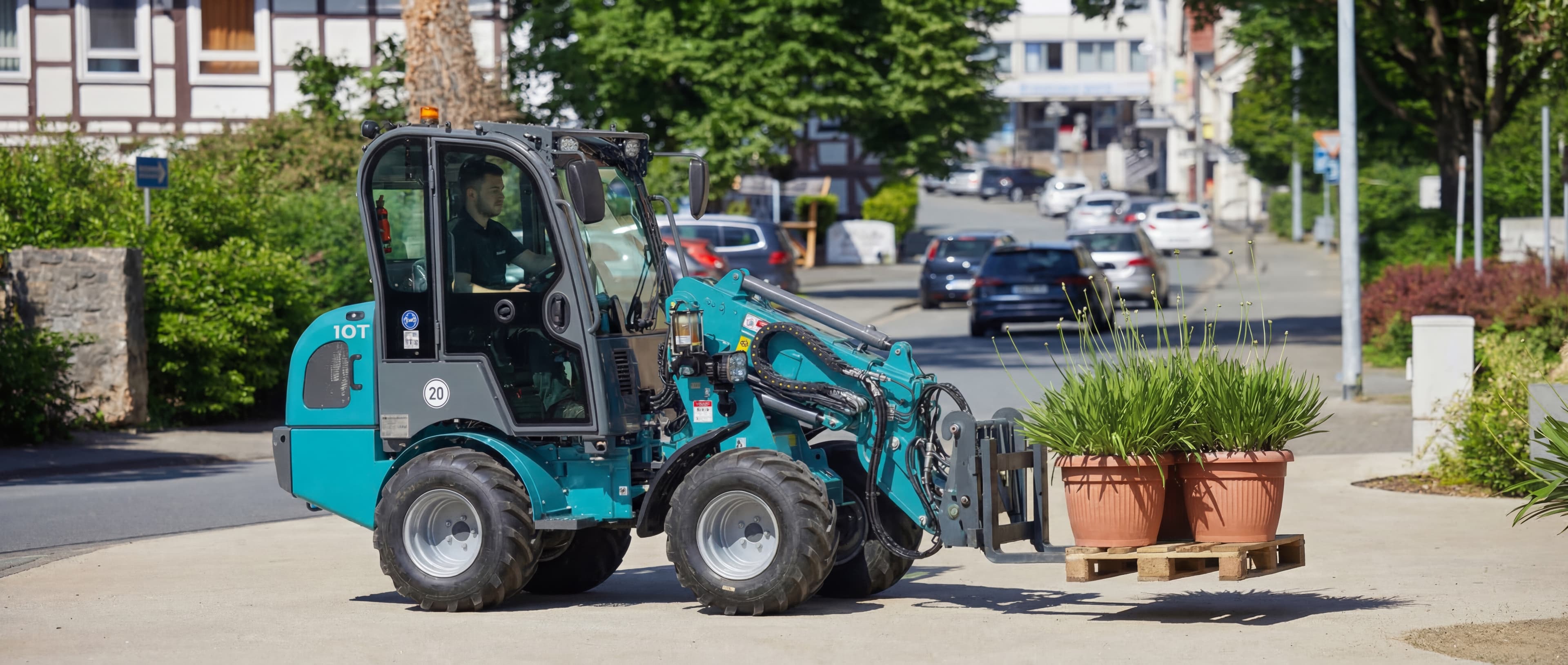 H10T Mini Teleskopik Yükleyici